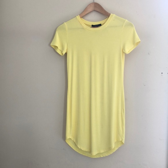 Fitted t-shirt dress - Picture 2 of 3